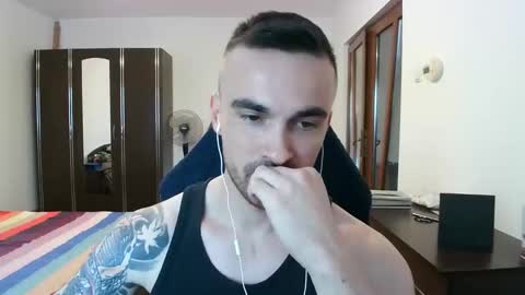 Victor online show from November 9, 2025, 1:53 pm