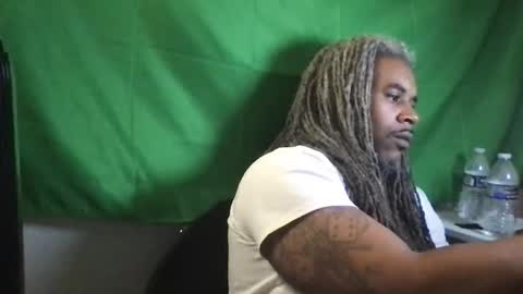 Mufasa520 online show from April 24, 2026, 9:39 pm