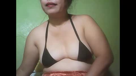 muffy_bunny online show from February 15, 2025, 8:54 am