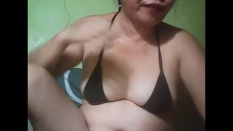 muffy_bunny online show from October 1, 2025, 7:25 am