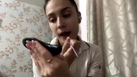 Snapshot of muibuzick chatting on February 3, 2026, 6:40 am Tia online show from February 3, 2026, 6:40 am