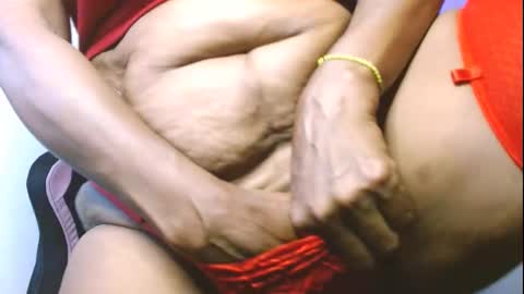 yuli online show from September 11, 2025, 8:58 am