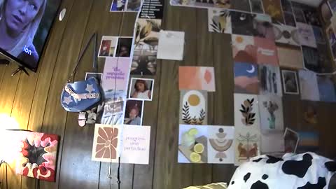 Snapshot of mumnxdor chatting on January 15, 2026, 7:57 am mumnxdor online show from January 15, 2026, 7:57 am