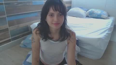   online show from September 22, 2025, 5:48 pm