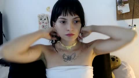 Snapshot of munchi_ chatting on June 18, 2026, 7:07 pm online show from June 18, 2026, 7:07 pm