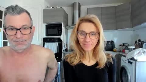 LOVELY JULIA  Peter DAY online show from February 5, 2026, 9:14 am