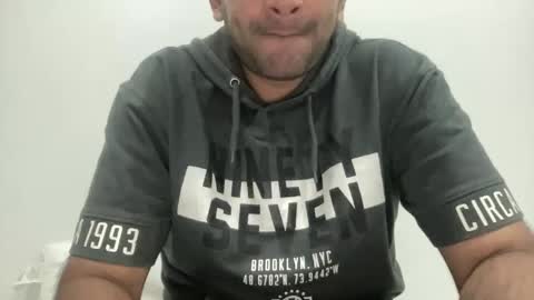 munnabobby2008 online show from February 12, 2025, 7:44 am