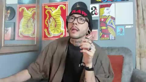 murdok  online show from October 12, 2025, 3:05 am