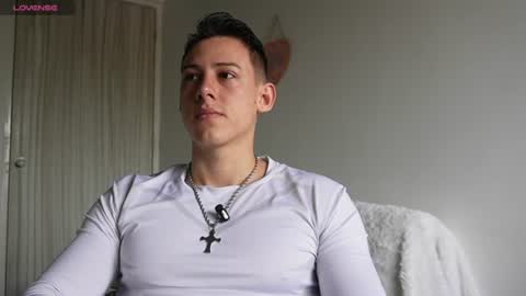 Snapshot of muscle_king_cum chatting on June 23, 2026, 1:20 pm muscle_king_cum online show from June 23, 2026, 1:20 pm