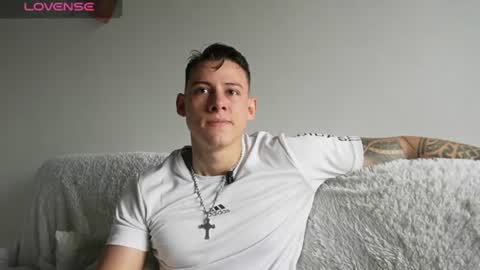 Snapshot of muscle_king_cum chatting on July 23, 2026, 1:42 pm muscle_king_cum online show from July 23, 2026, 1:42 pm
