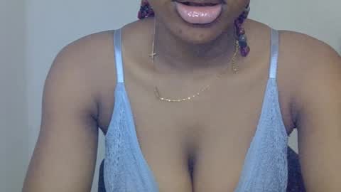 muscle_queen0 online show from March 6, 2026, 10:23 am