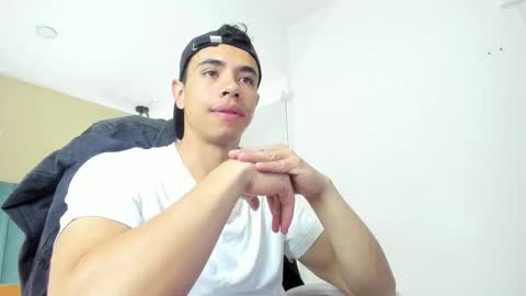 muscle scott online show from September 22, 2025, 12:07 pm