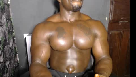 musclegod23 online show from January 22, 2025, 2:26 am