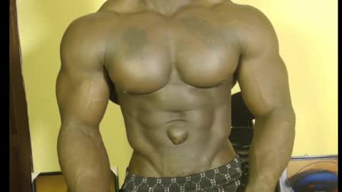 musclegod23 online show from February 25, 2025, 4:46 am