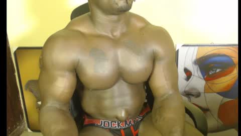 musclegod23 online show from February 26, 2025, 4:25 am