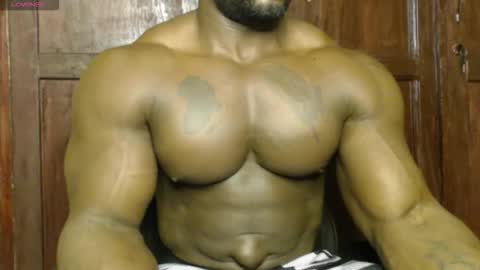 musclegod23 online show from September 14, 2025, 12:10 am