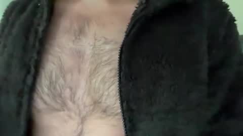 Snapshot of musclehair3 chatting on May 13, 2026, 7:06 am musclehair3 online show from May 13, 2026, 7:06 am