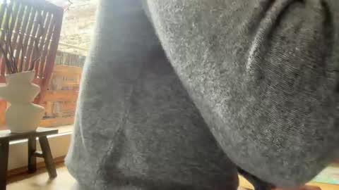 Snapshot of musclehair3 chatting on May 20, 2026, 9:26 am musclehair3 online show from May 20, 2026, 9:26 am
