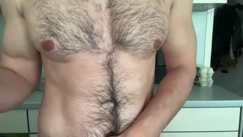Snapshot of musclehair3 chatting on May 23, 2026, 8:07 am musclehair3 online show from May 23, 2026, 8:07 am