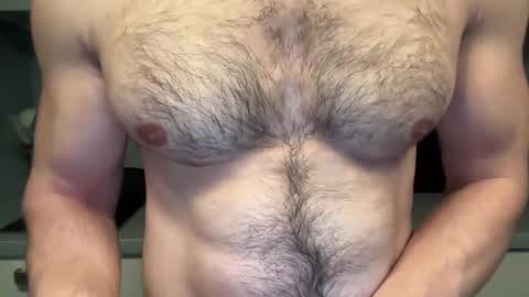 Snapshot of musclehair3 chatting on May 24, 2026, 8:25 pm musclehair3 online show from May 24, 2026, 8:25 pm