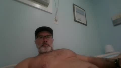 Snapshot of musclemeat41 chatting on December 8, 2024, 4:18 pm musclemeat41 online show from December 8, 2024, 4:18 pm