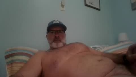 Snapshot of musclemeat41 chatting on December 9, 2024, 9:37 pm musclemeat41 online show from December 9, 2024, 9:37 pm