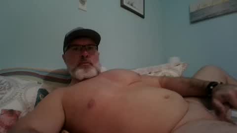 Snapshot of musclemeat41 chatting on January 29, 2025, 12:01 am musclemeat41 online show from January 29, 2025, 12:01 am