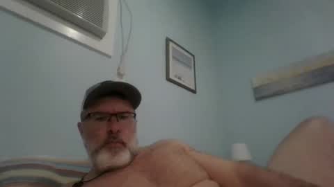 Snapshot of musclemeat41 chatting on February 18, 2025, 5:42 pm musclemeat41 online show from February 18, 2025, 5:42 pm