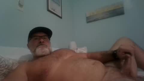 Snapshot of musclemeat41 chatting on October 22, 2025, 11:04 pm musclemeat41 online show from October 22, 2025, 11:04 pm