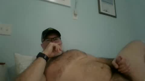 Snapshot of musclemeat41 chatting on February 22, 2026, 5:00 pm musclemeat41 online show from February 22, 2026, 5:00 pm