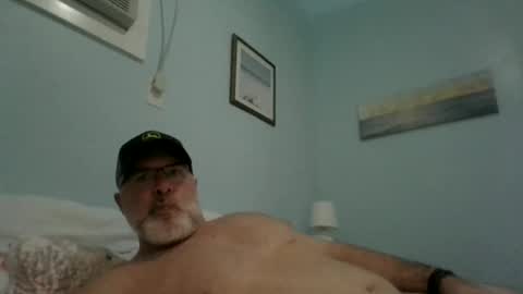 Snapshot of musclemeat41 chatting on February 23, 2026, 6:38 pm musclemeat41 online show from February 23, 2026, 6:38 pm