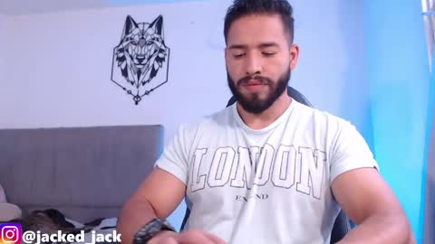 muscular_jack online show from April 19, 2026, 9:17 pm