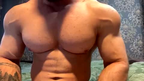 muscularjuggler online show from October 12, 2025, 5:39 am