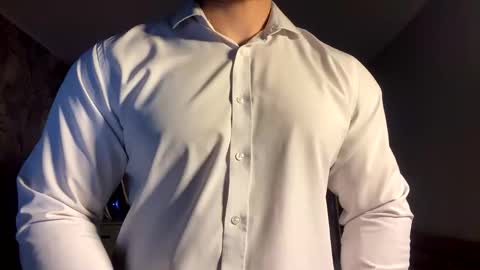 muscularjuggler online show from March 12, 2026, 5:19 pm