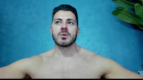 muscularmaster onlyfans online show from December 3, 2025, 11:03 pm