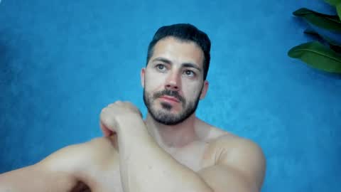 muscularmaster onlyfans online show from April 20, 2026, 9:05 pm