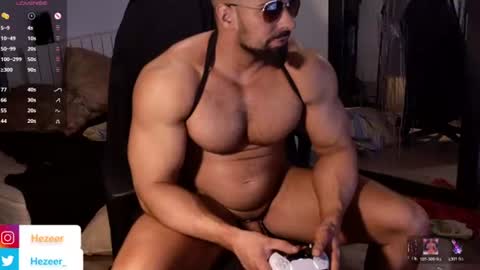 Snapshot of musculusx chatting on August 1, 2026, 4:28 pm Musculus online show from August 1, 2026, 4:28 pm