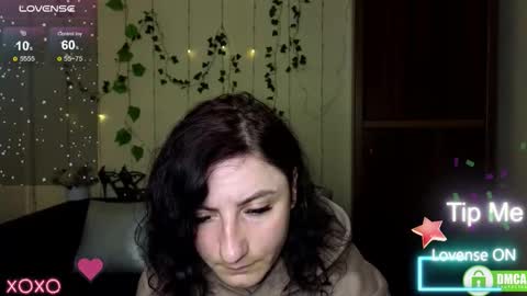 Jeneva online show from November 5, 2025, 6:41 pm