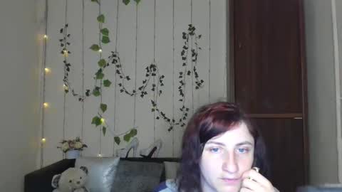 Jeneva online show from April 19, 2026, 5:23 pm