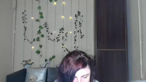 Jeneva online show from May 12, 2026, 6:27 pm