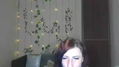 Jeneva online show from May 21, 2026, 6:37 pm