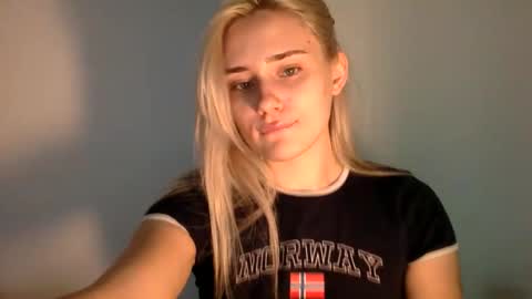 musescorner online show from November 16, 2025, 4:45 pm