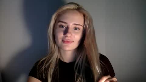 musescorner online show from November 17, 2025, 3:18 pm