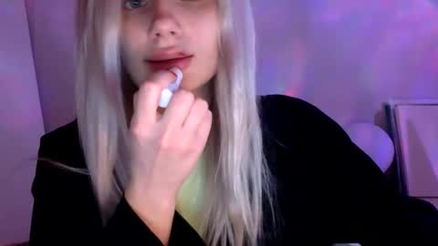 Snapshot of musescorner chatting on May 24, 2026, 4:45 pm musescorner online show from May 24, 2026, 4:45 pm