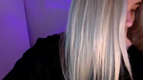 Snapshot of musescorner chatting on May 29, 2026, 4:38 pm musescorner online show from May 29, 2026, 4:38 pm