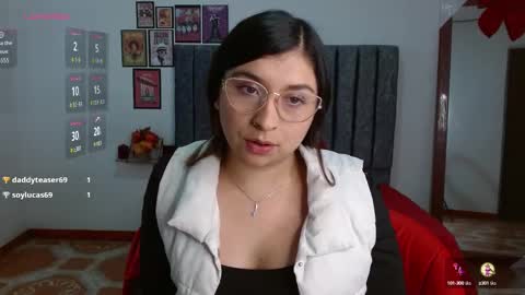 mushi_ online show from October 13, 2025, 6:41 pm