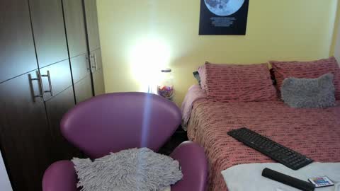 VALENTINA Luna  online show from January 18, 2025, 3:53 am