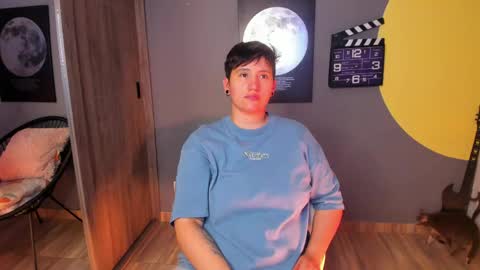 Snapshot of musicayluna chatting on May 22, 2026, 3:02 am VALENTINA Luna online show from May 22, 2026, 3:02 am