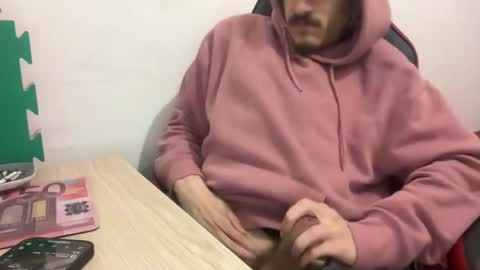 muupp69 online show from December 25, 2024, 2:34 pm