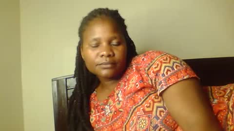 mwekas568403 online show from March 7, 2026, 12:02 pm